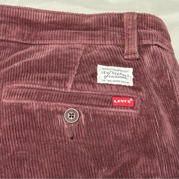 Levi's Red Corduroy Pants with Rich Texture - Picture 4 of 4